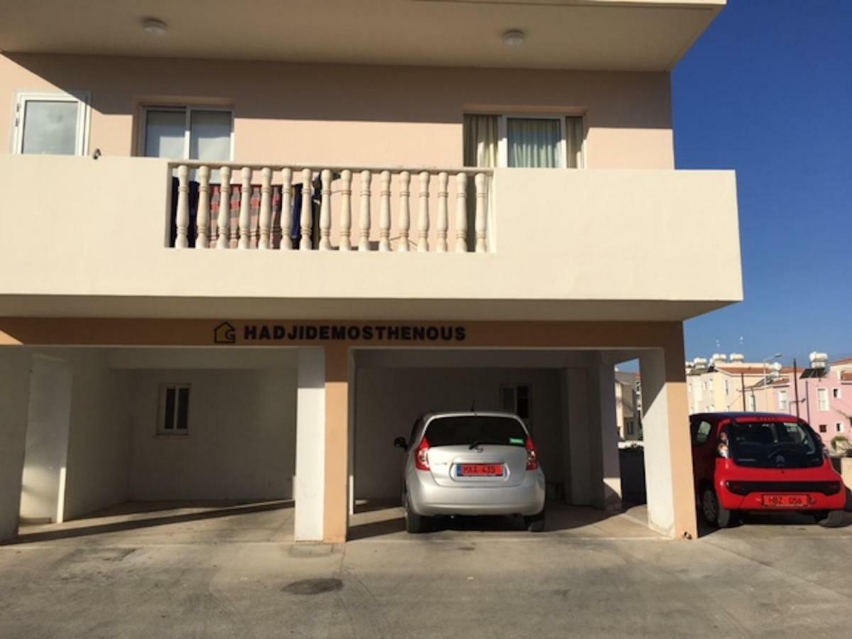 Beautiful 2 Bed Apartment With Great Views In Pafos Exterior foto